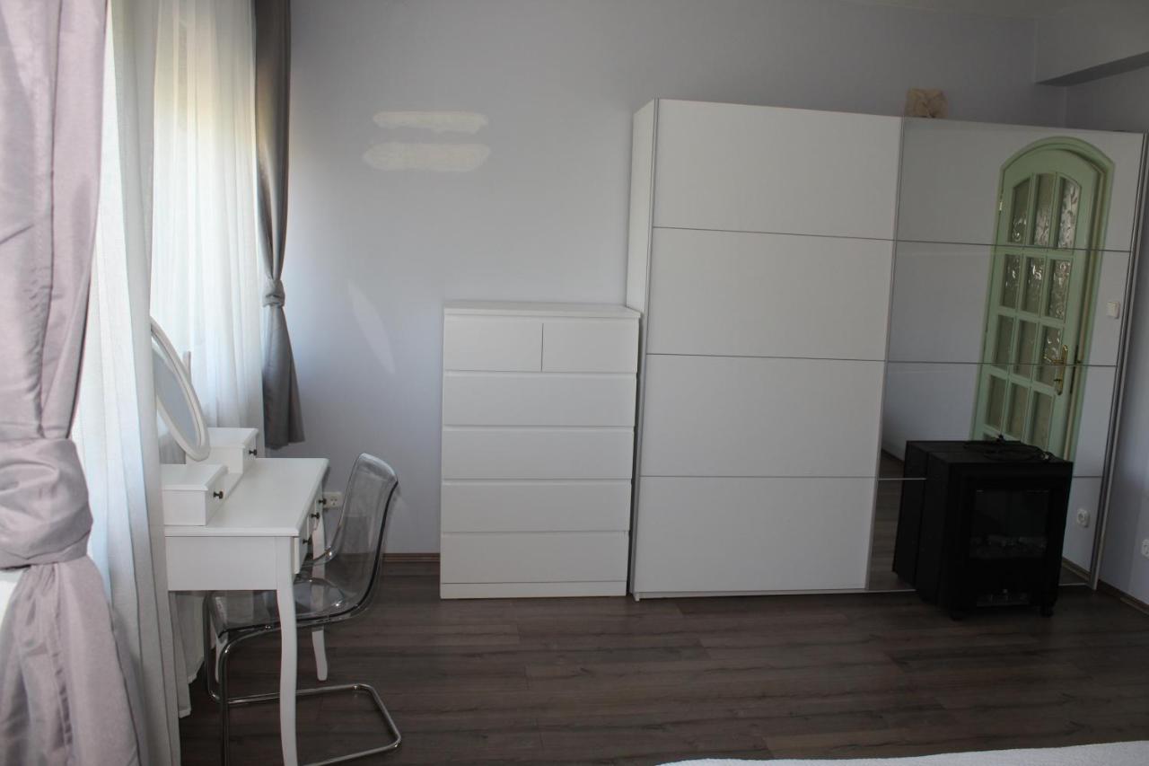 Sunny House Apartman Szeged Exterior photo