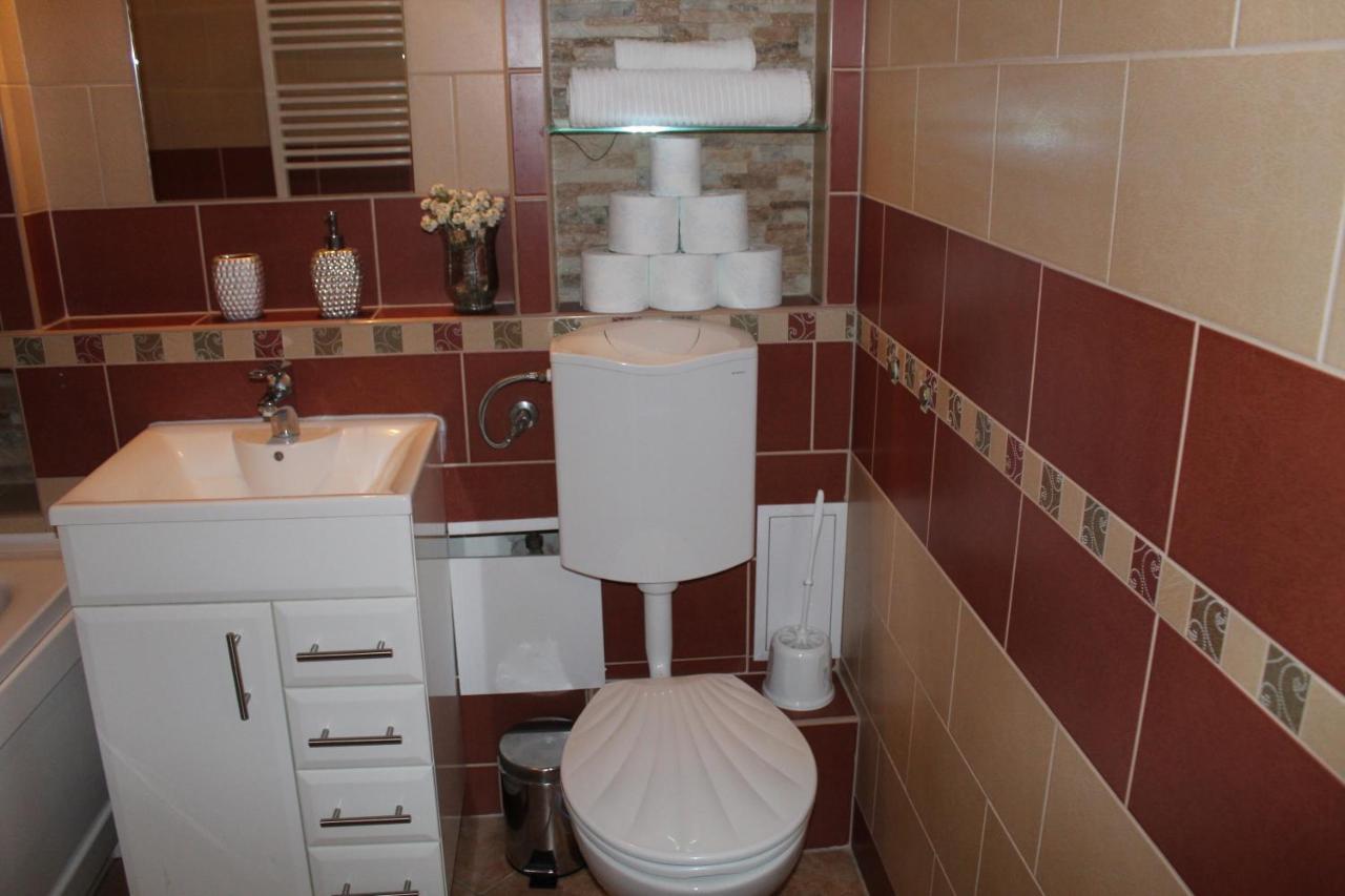 Sunny House Apartman Szeged Exterior photo
